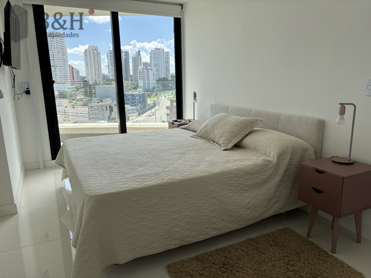Apartamento ID.6417 - Venta - Parada 3 Mansa. Av. Chiverta casi a estrenar