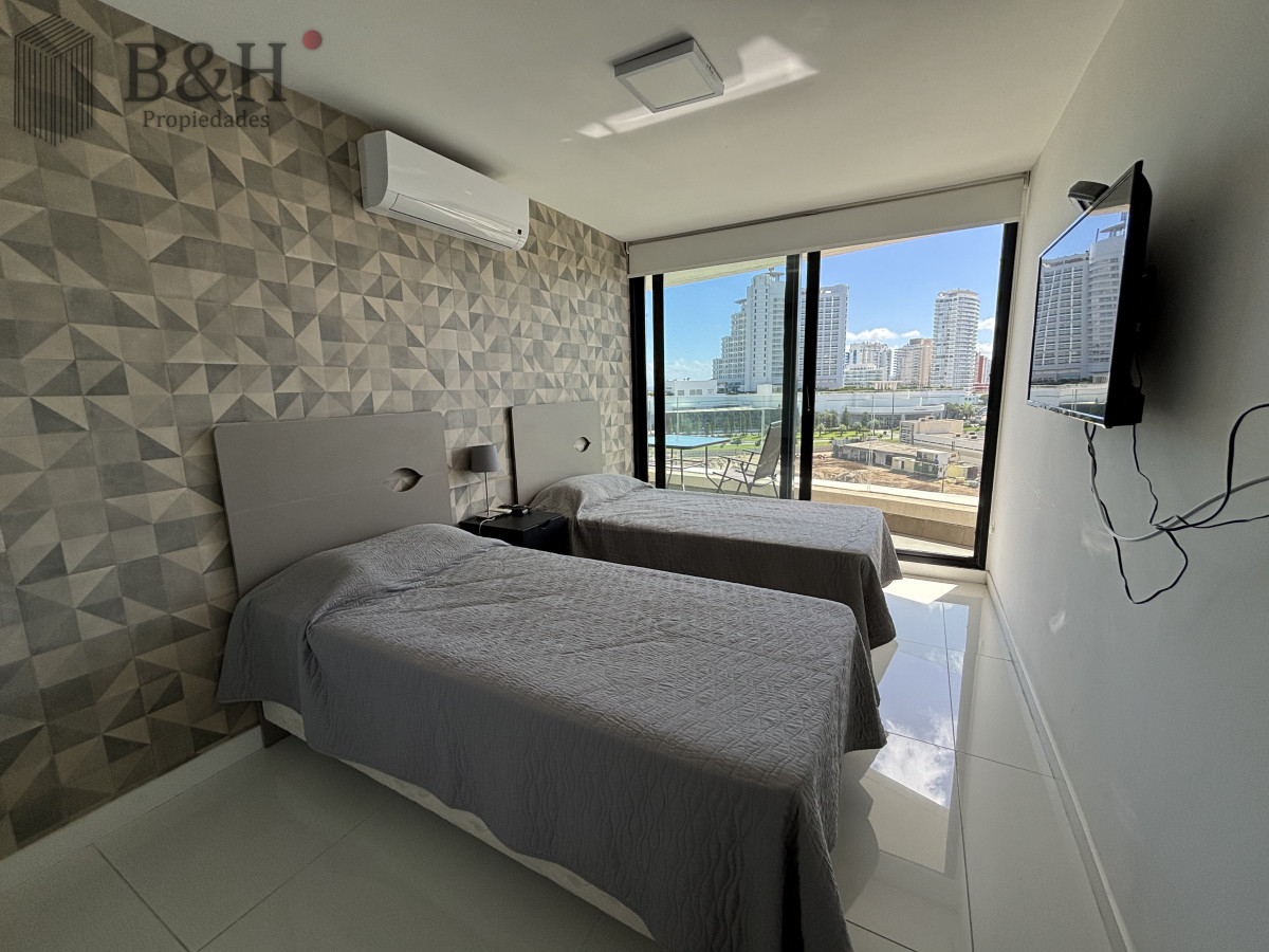 Apartamento ID.6417 - Venta - Parada 3 Mansa. Av. Chiverta casi a estrenar