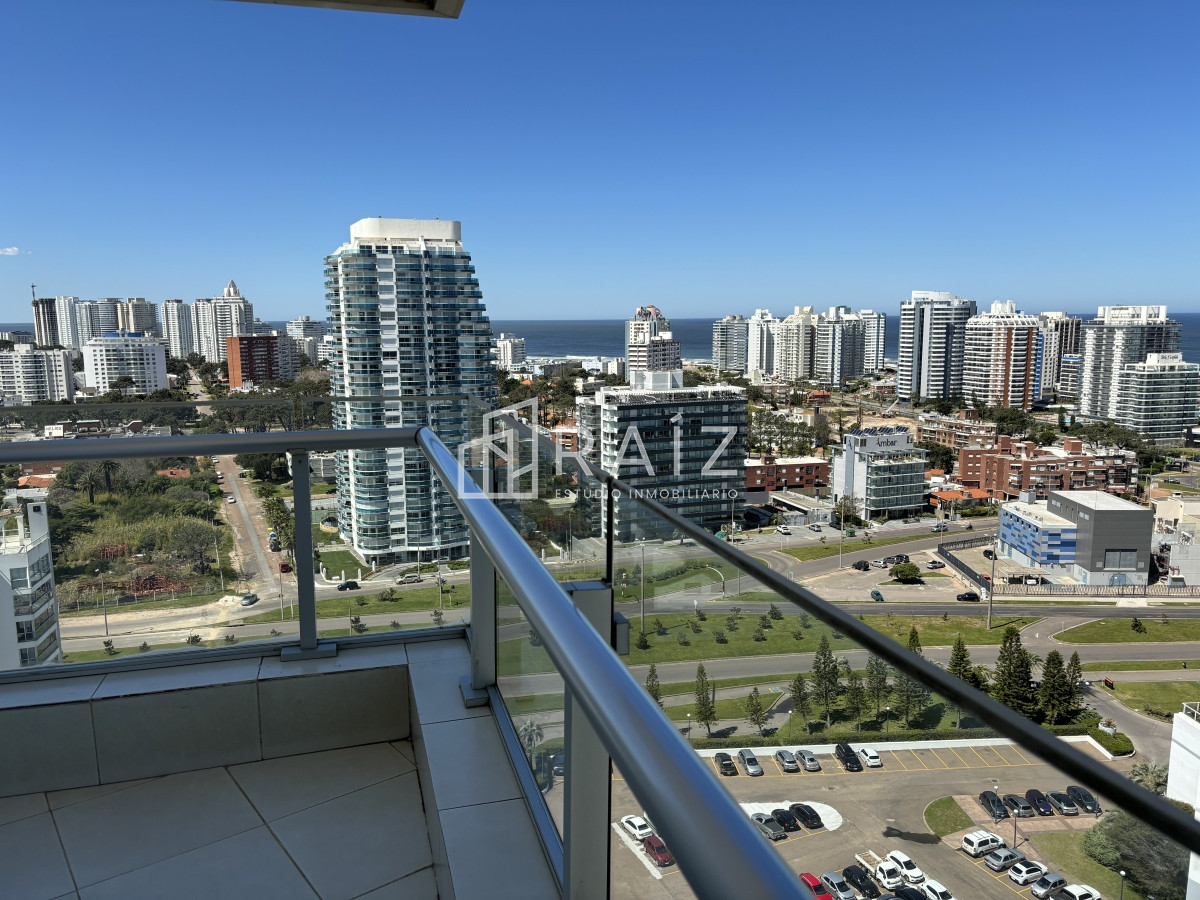 Apartamento ID.11584 - APARTAMENTO 3 DORMITORIOS VENTA SEASON TOWER
