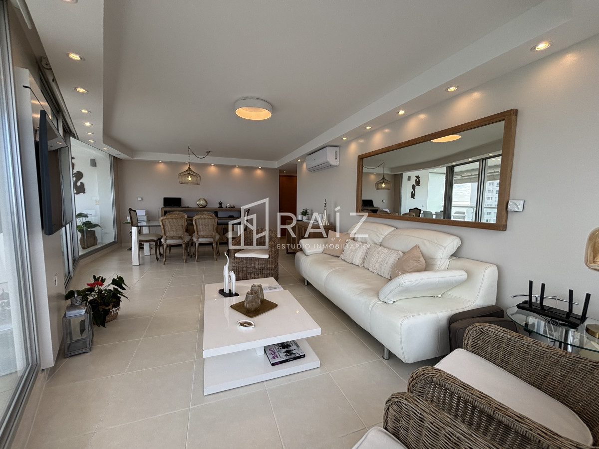 Apartamento ID.11584 - APARTAMENTO 3 DORMITORIOS VENTA SEASON TOWER