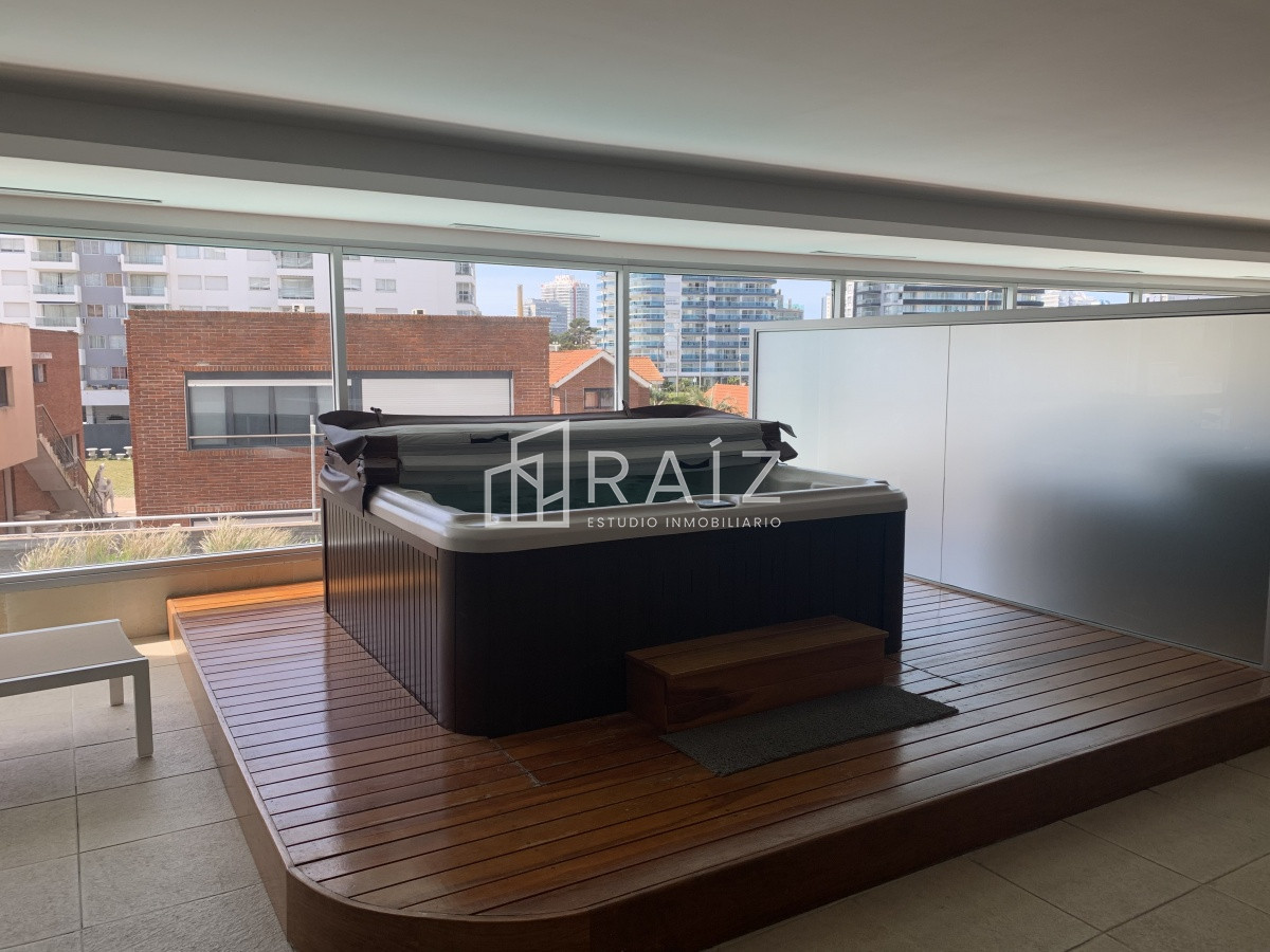 Apartamento ID.11584 - APARTAMENTO 3 DORMITORIOS VENTA SEASON TOWER