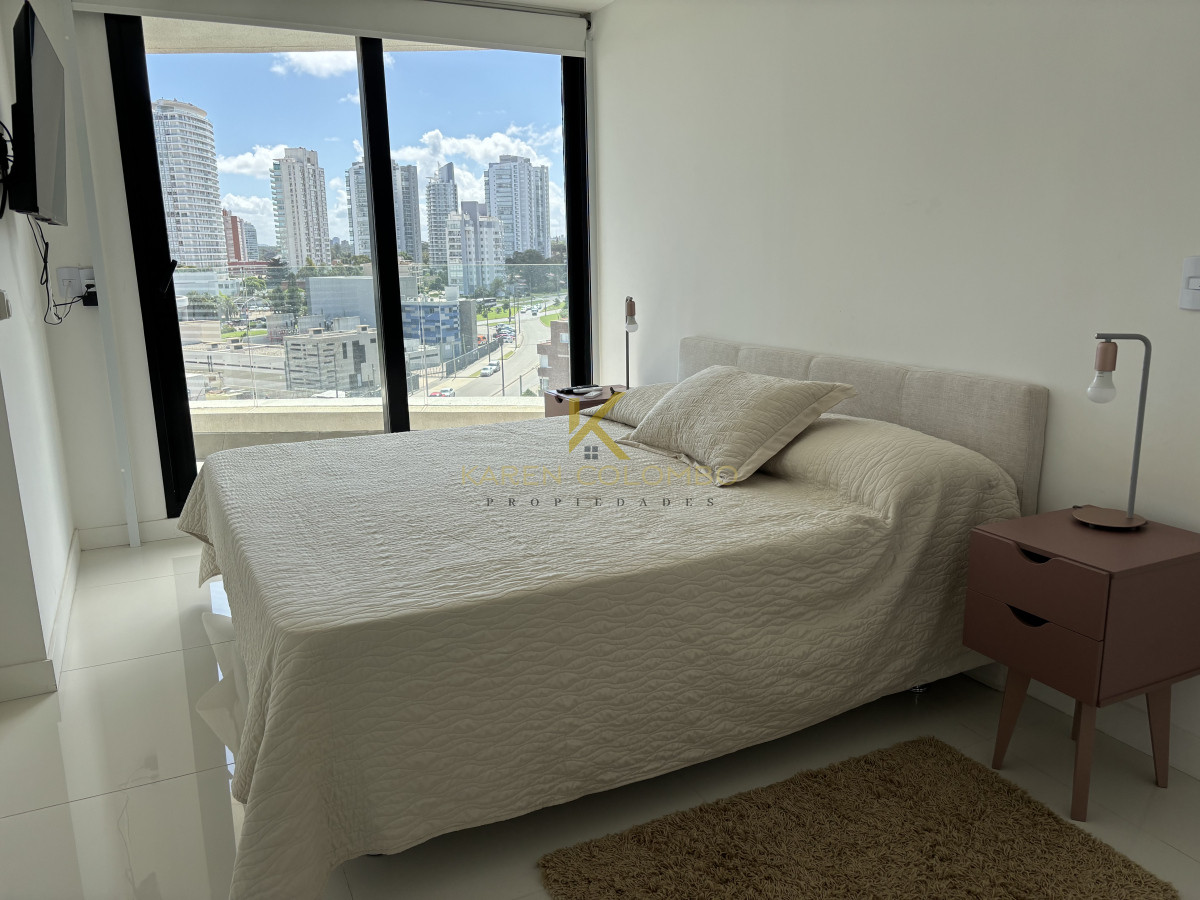 Apartamento ID.21094925 - Venta - Parada 3 Mansa. Av. Chiverta casi a estrenar