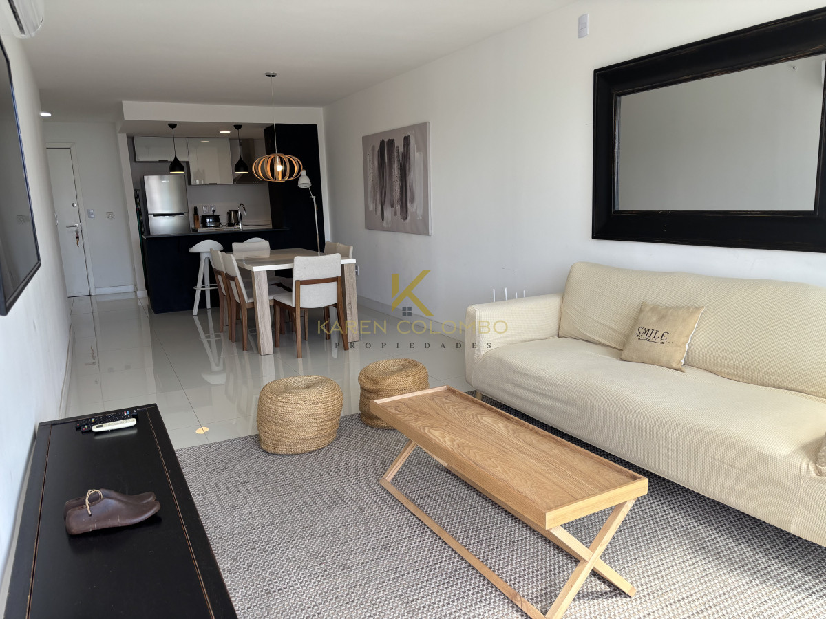 Apartamento ID.21094925 - Venta - Parada 3 Mansa. Av. Chiverta casi a estrenar