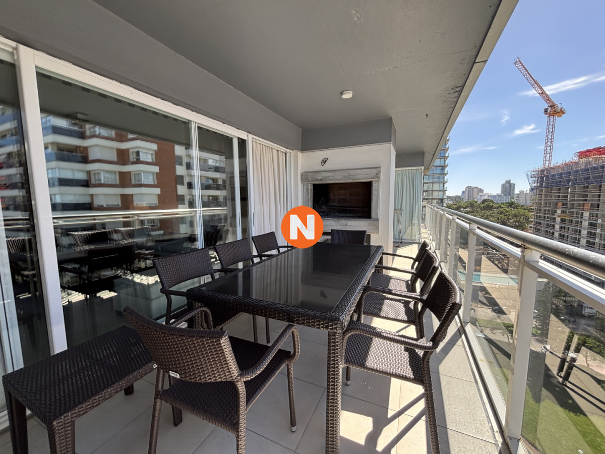 Apartamento Ref.225304 - Venta Chiverta Torre Manhattan piso alto 
