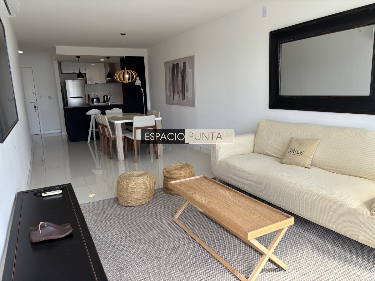 Apartamento ID.2068 - Venta - Parada 3 Mansa. Av. Chiverta casi a estrenar