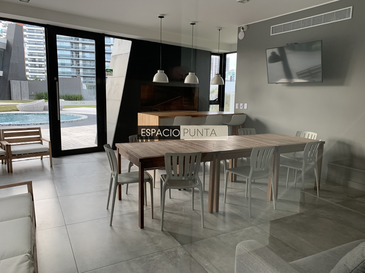 Apartamento ID.2068 - Venta - Parada 3 Mansa. Av. Chiverta casi a estrenar