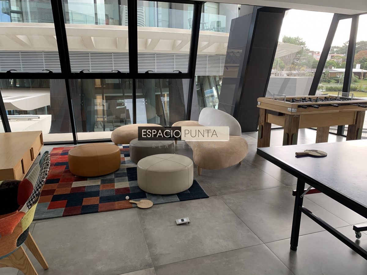 Apartamento ID.2068 - Venta - Parada 3 Mansa. Av. Chiverta casi a estrenar