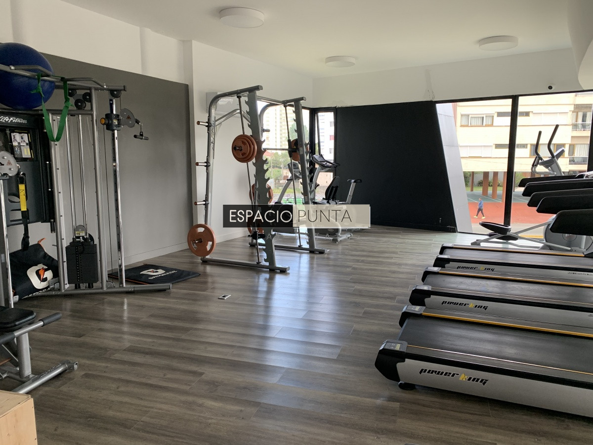 Apartamento ID.2068 - Venta - Parada 3 Mansa. Av. Chiverta casi a estrenar