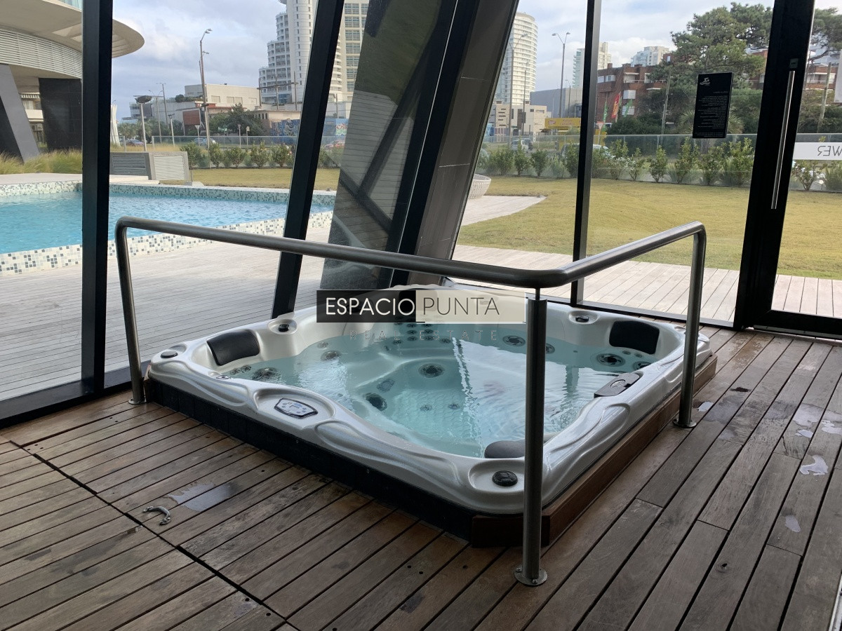 Apartamento ID.2068 - Venta - Parada 3 Mansa. Av. Chiverta casi a estrenar