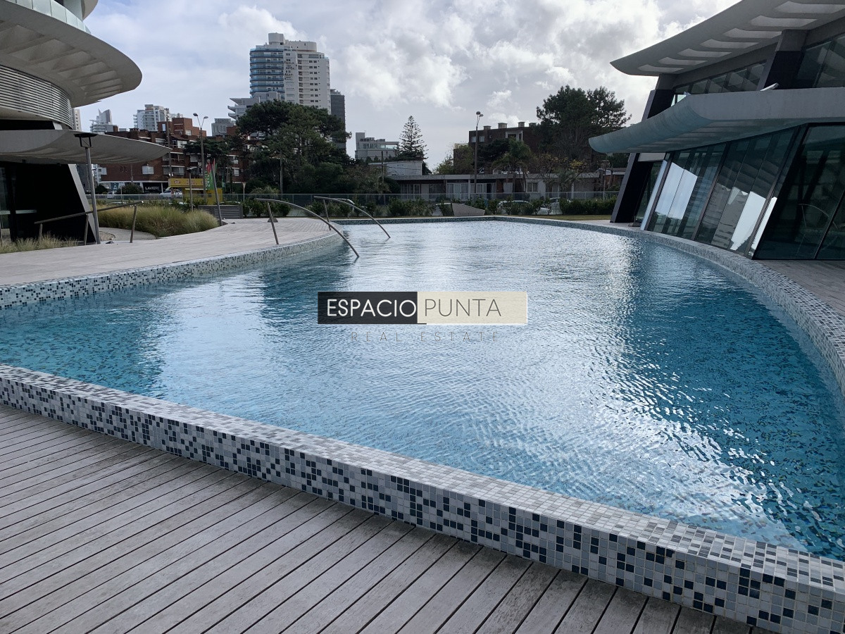 Apartamento ID.2068 - Venta - Parada 3 Mansa. Av. Chiverta casi a estrenar