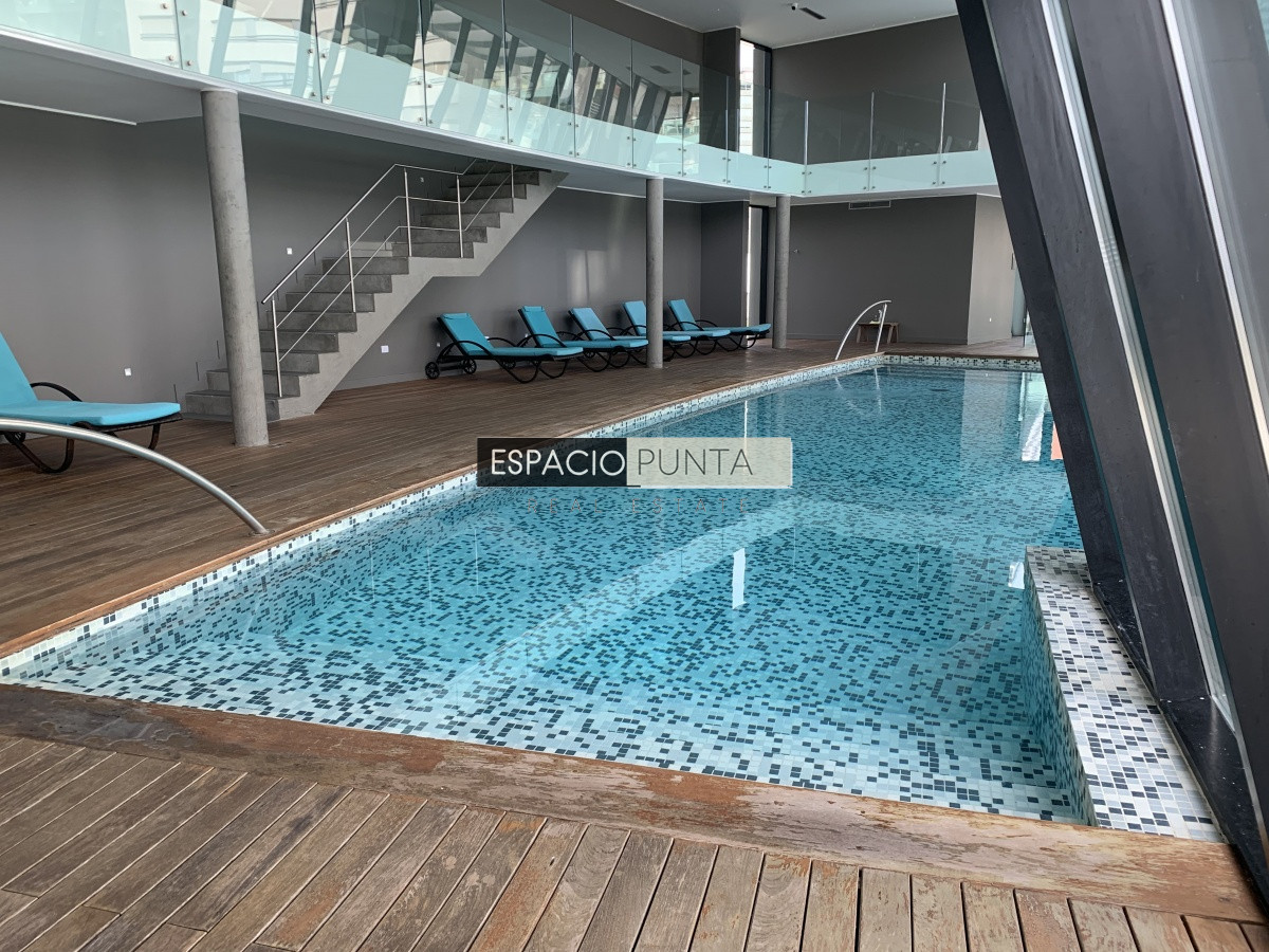 Apartamento ID.2068 - Venta - Parada 3 Mansa. Av. Chiverta casi a estrenar
