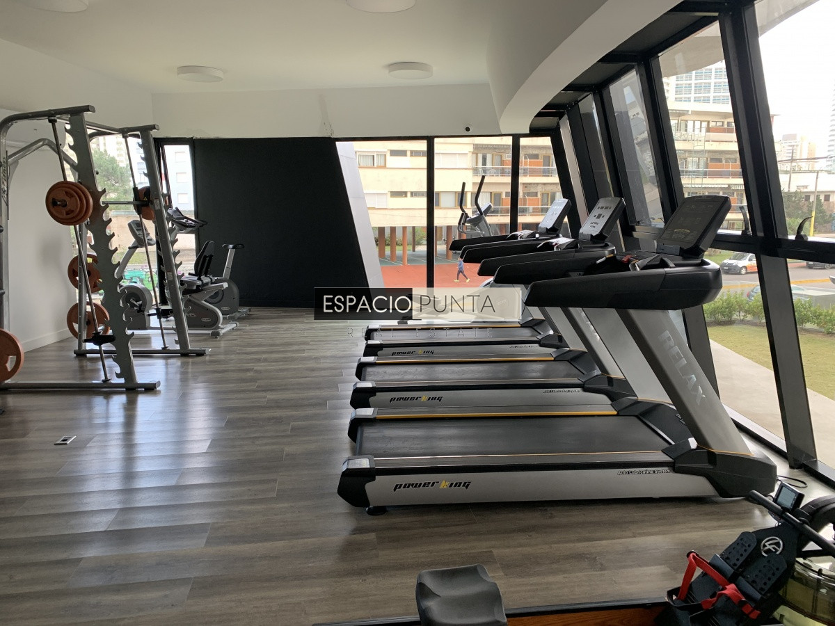 Apartamento ID.2068 - Venta - Parada 3 Mansa. Av. Chiverta casi a estrenar