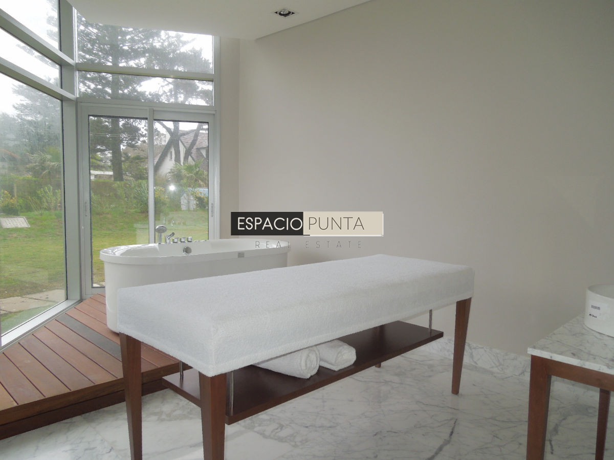 Apartamento ID.1291 -  VENTA MANSA PARADA 5 SUNRISE TOWER VENTA