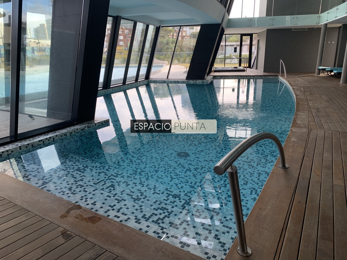 Apartamento ID.2068 - Venta - Parada 3 Mansa. Av. Chiverta casi a estrenar