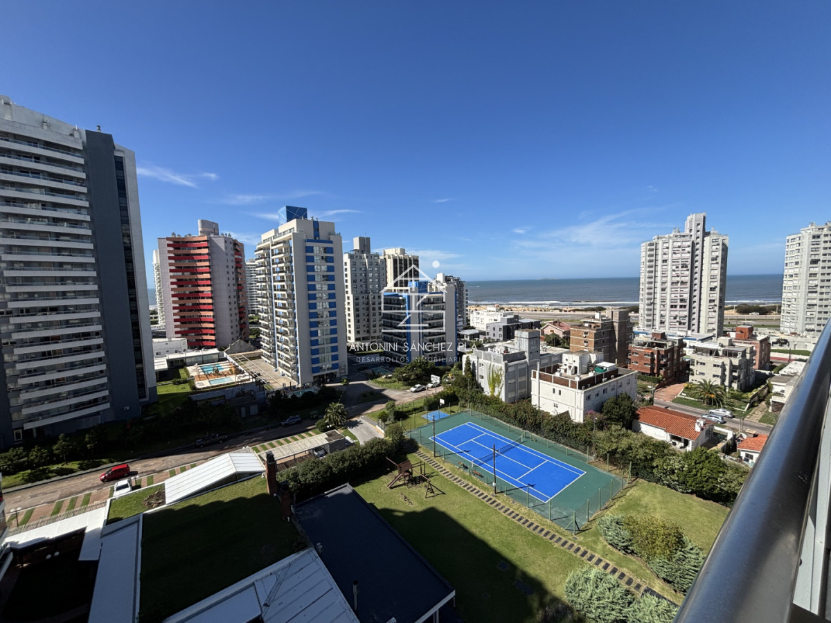 Apartamento ID.4237 - Venta Chiverta Torre Manhattan piso alto 