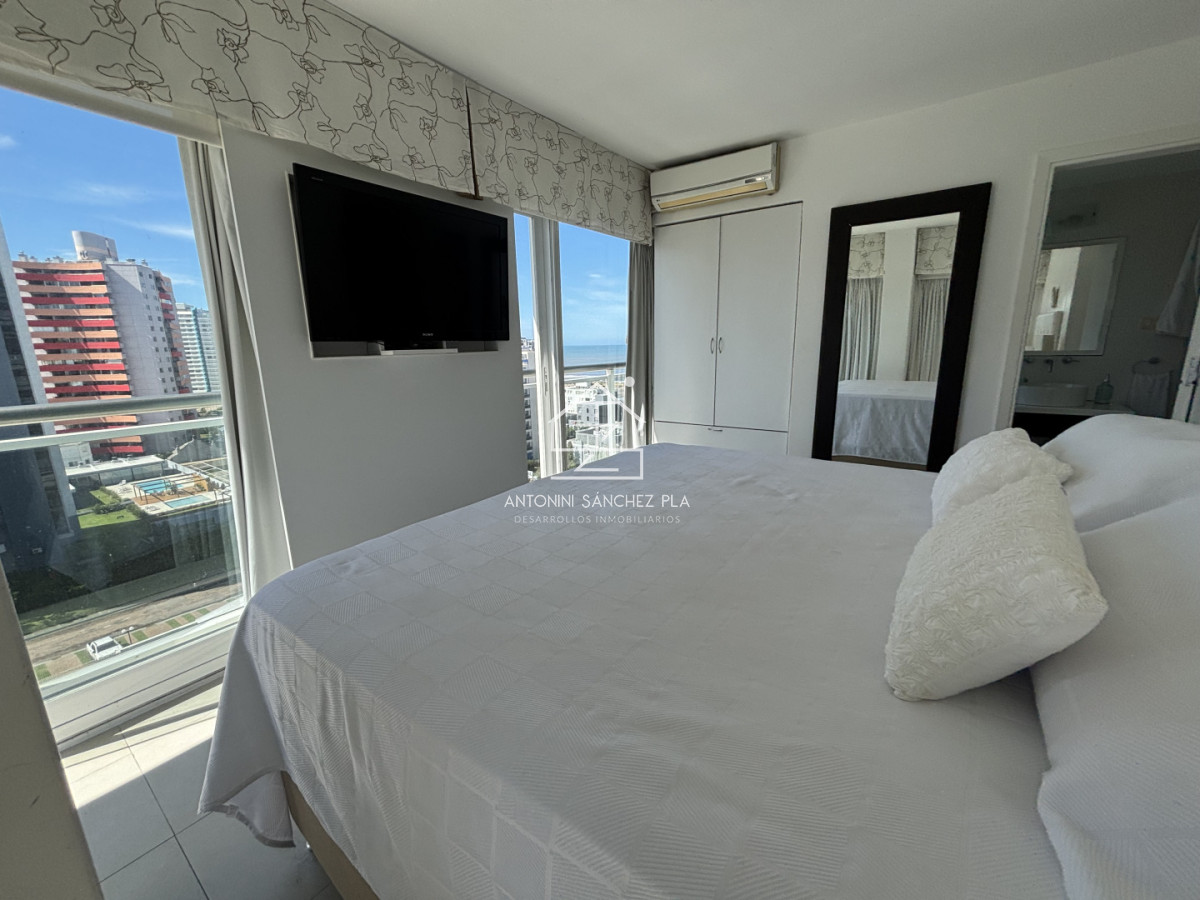 Apartamento ID.4237 - Venta Chiverta Torre Manhattan piso alto 