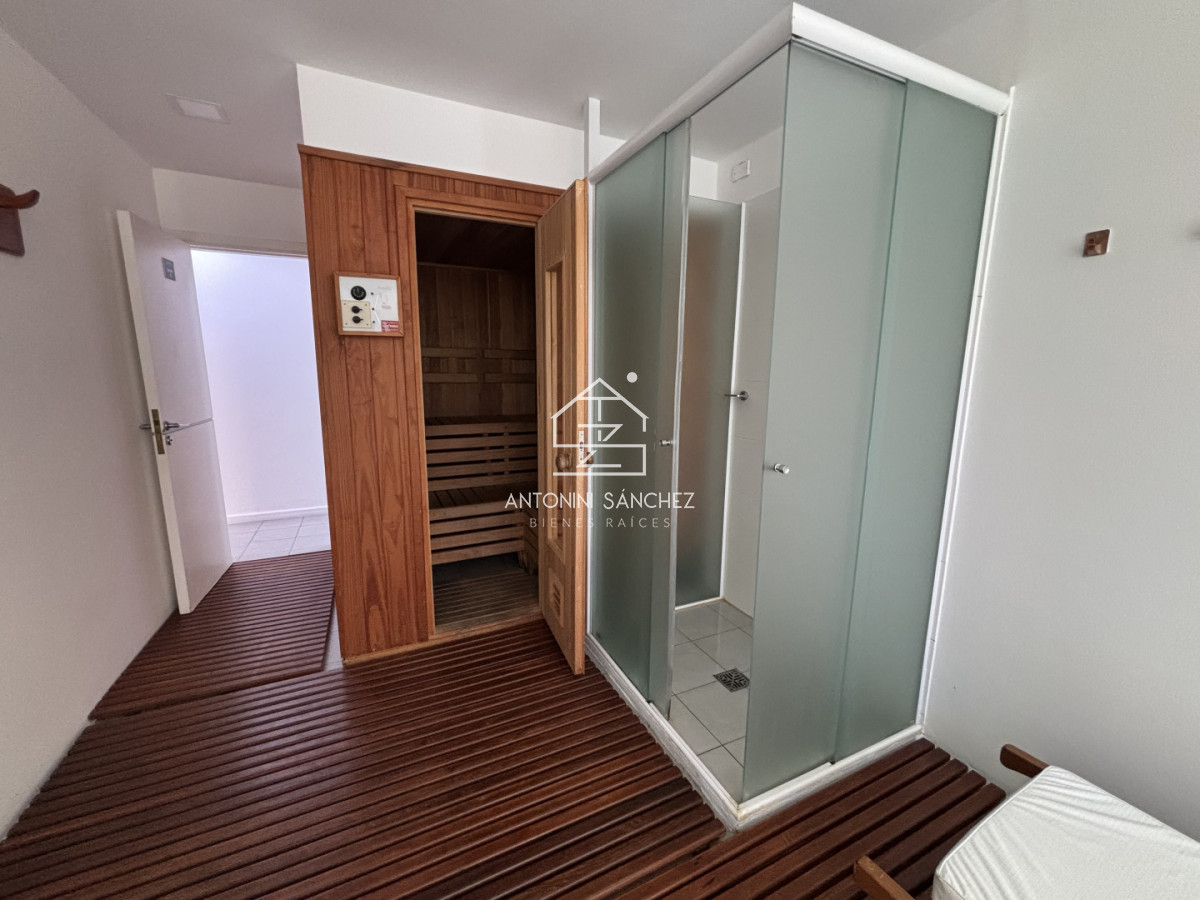 Apartamento ID.4237 - Venta Chiverta Torre Manhattan piso alto 