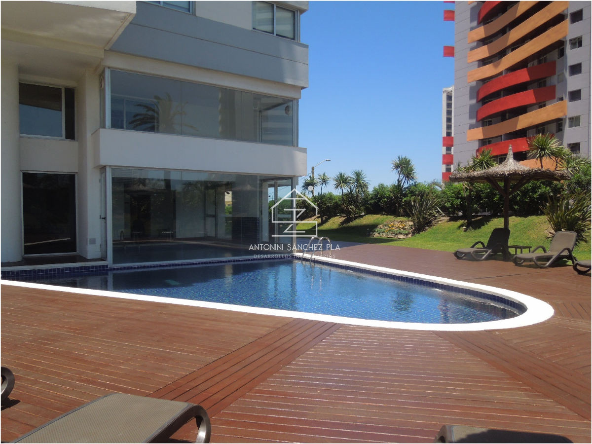 Apartamento ID.4239 - Venta - Av Chiverta todo sol y luz