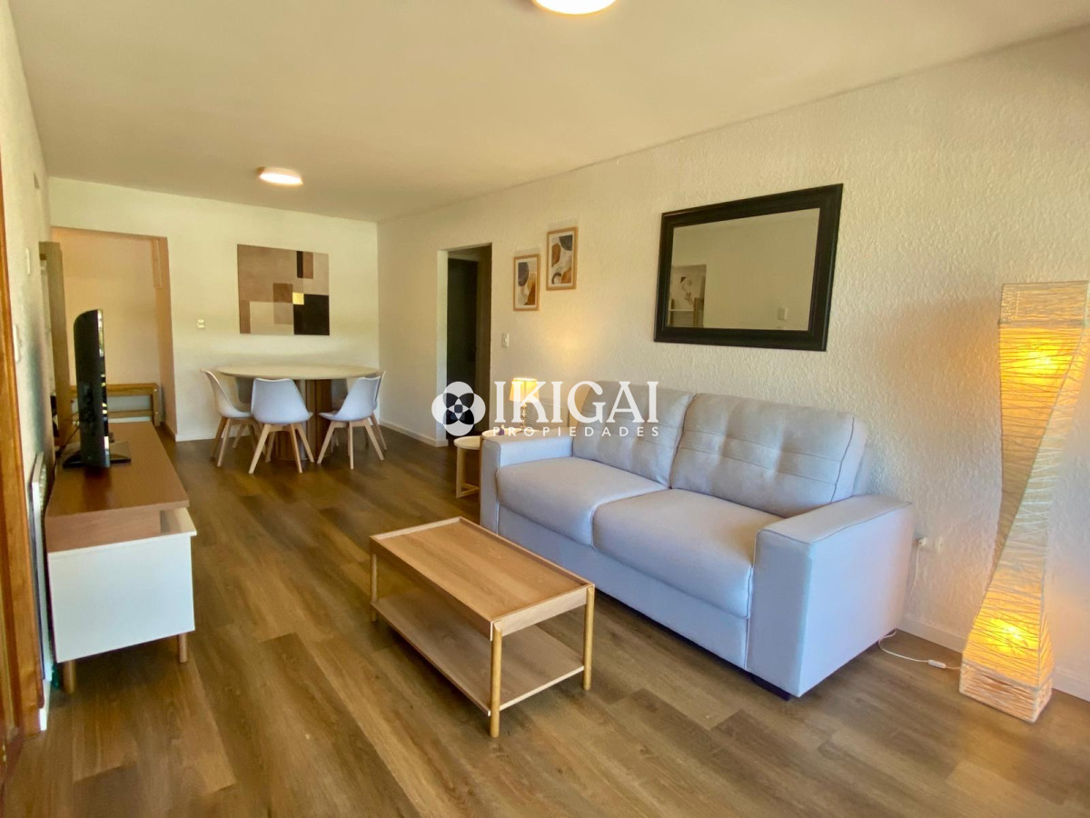 Apartamento ID.507 - VENTA EDIFICIO MIDES AL FRENTE MANSA EN ARCOBALENO