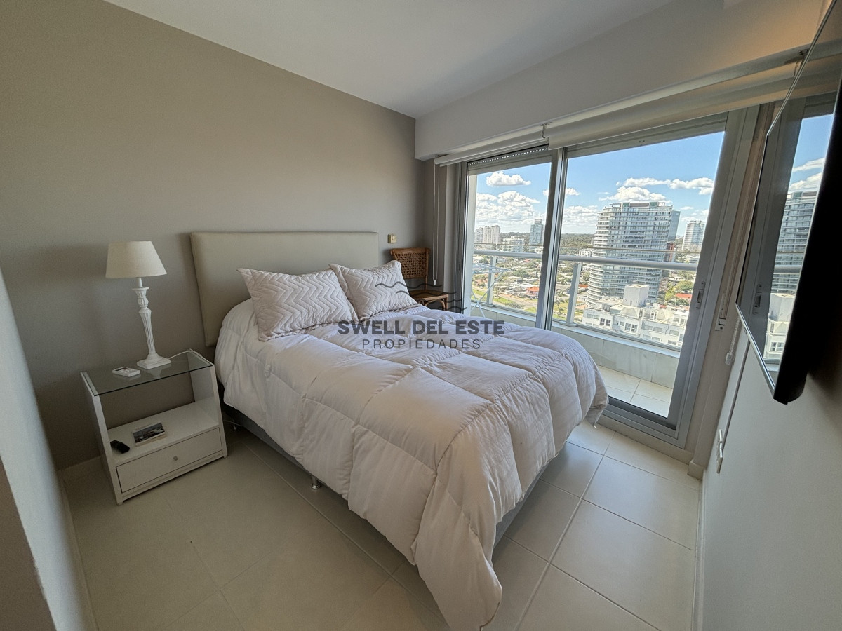 Apartamento ID.230 - SEASONS TOWER VENTA  EN EXCLUSIVIDAD PISO ALTO MANSA ESQUINERO AL PUERTO