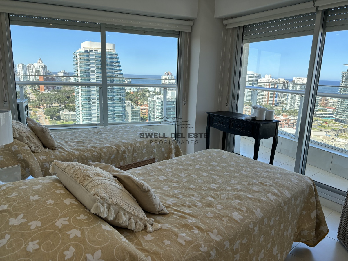 Apartamento ID.230 - SEASONS TOWER VENTA  EN EXCLUSIVIDAD PISO ALTO MANSA ESQUINERO AL PUERTO