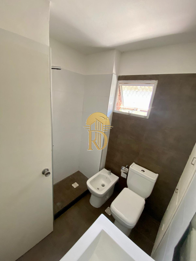 VENTA EDIFICIO MIDES AL FRENTE MANSA EN ARCOBALENO -id-9-13