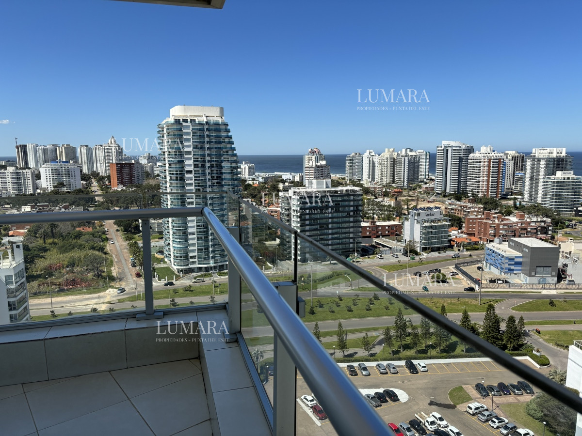 Apartamento ID.2682 - SEASONS TOWER VENTA  EN EXCLUSIVIDAD PISO ALTO MANSA ESQUINERO AL PUERTO
