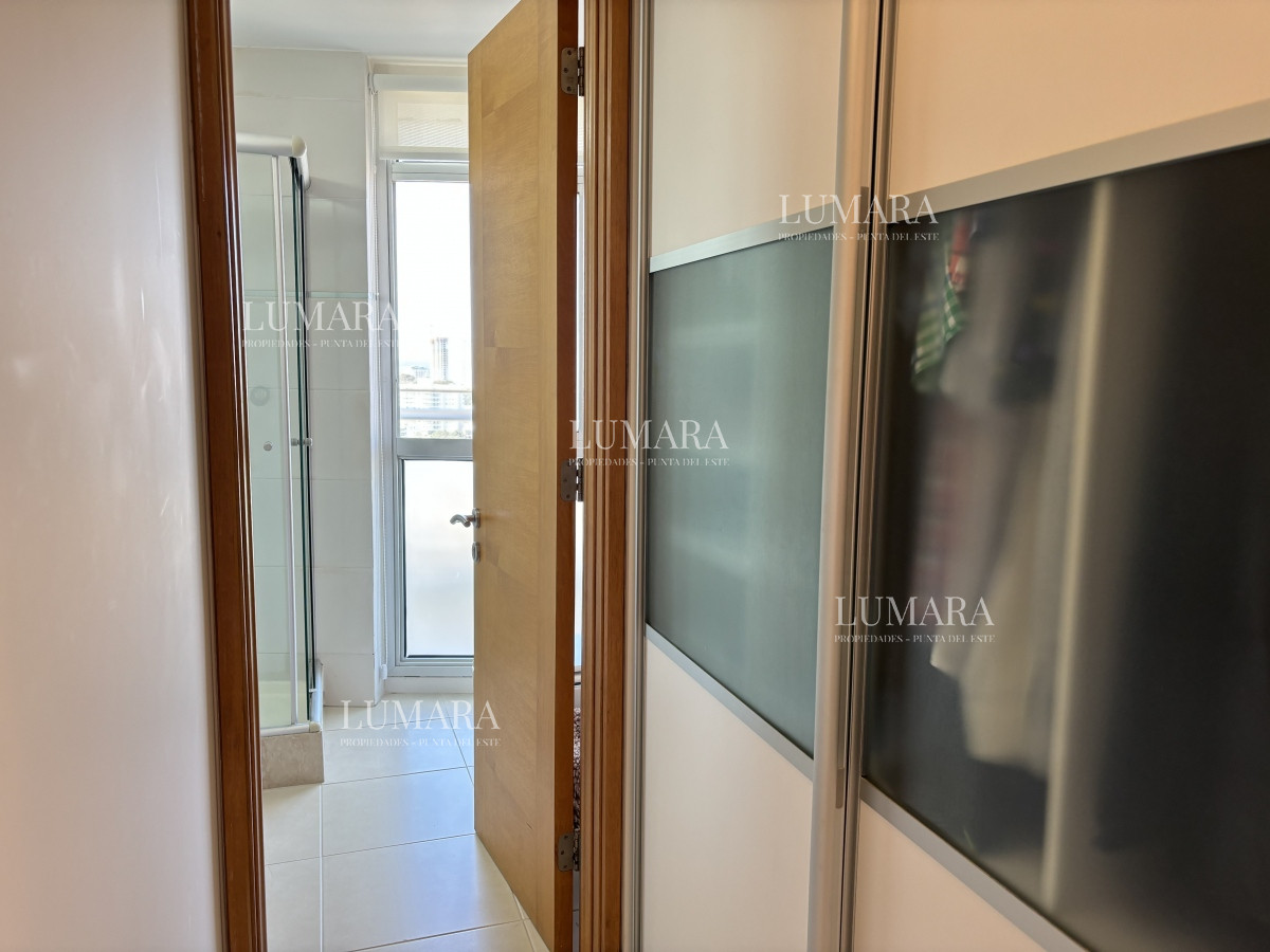 Apartamento ID.2682 - SEASONS TOWER VENTA  EN EXCLUSIVIDAD PISO ALTO MANSA ESQUINERO AL PUERTO