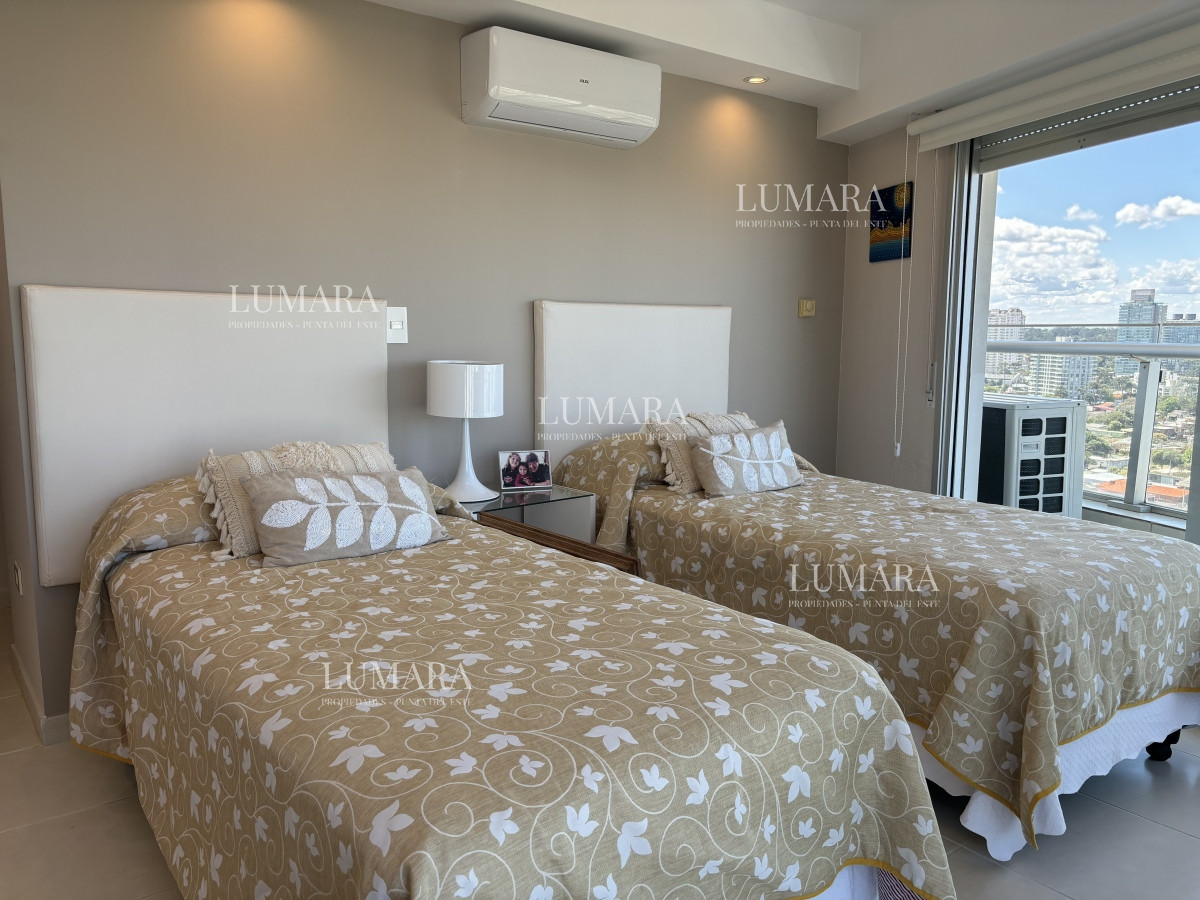 Apartamento ID.2682 - SEASONS TOWER VENTA  EN EXCLUSIVIDAD PISO ALTO MANSA ESQUINERO AL PUERTO