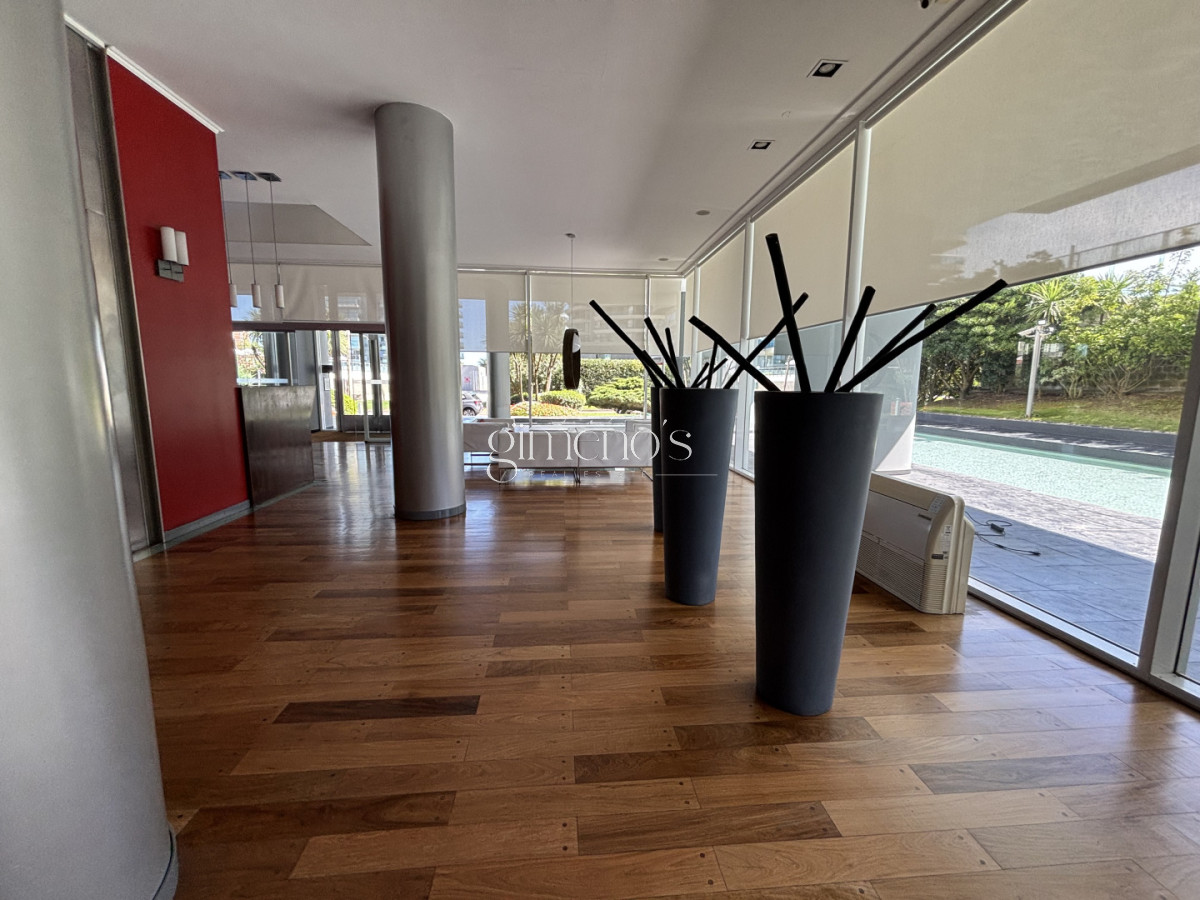 Apartamento ID.1263 - Venta de Apartamento 3 Dormitorios Torre Manhattan piso alto - Punta del Este - La Pastora - Chiverta 