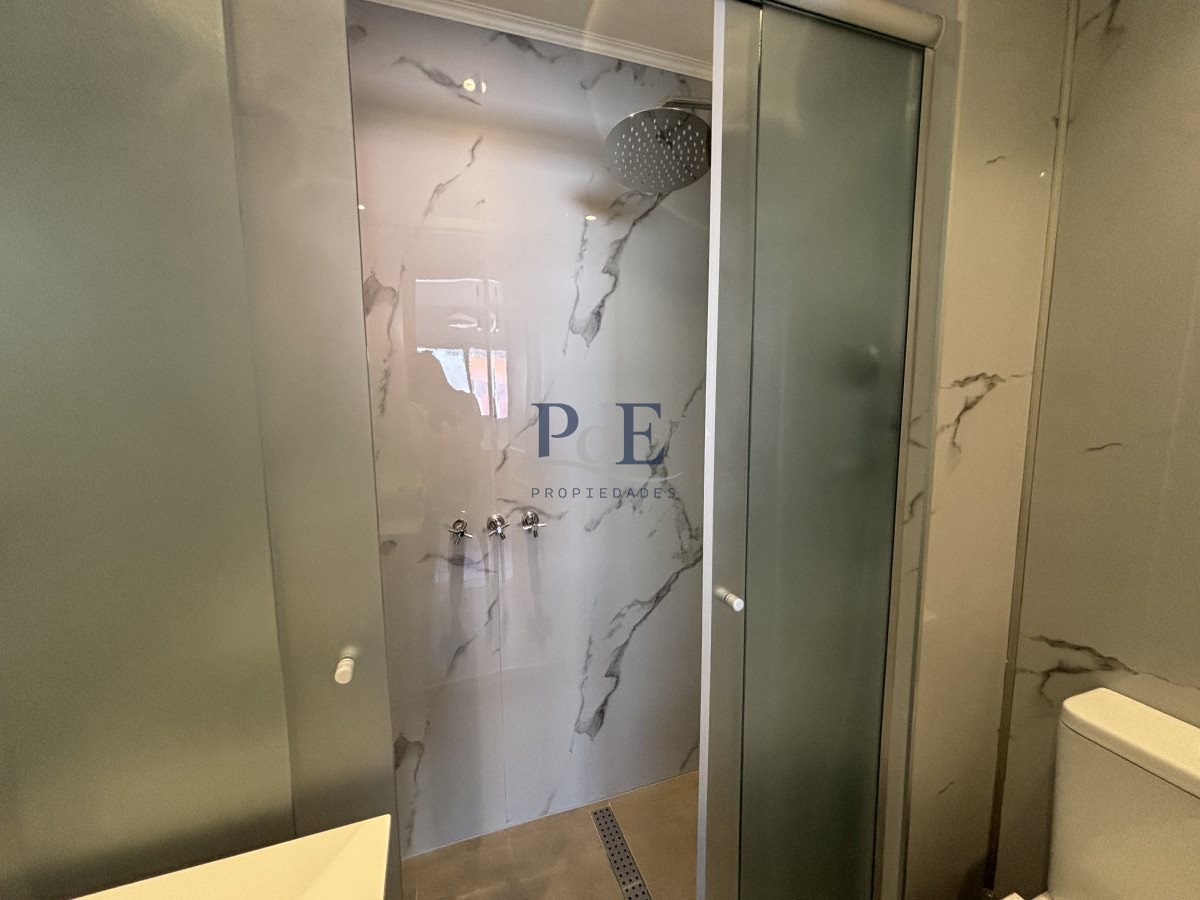 Penthouse con parrillero propio y vista al mar | Playa Brava - Imagen 11