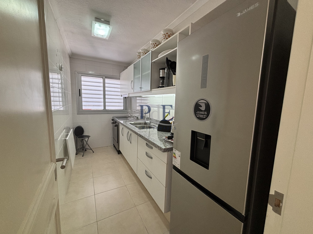 Penthouse con parrillero propio y vista al mar | Playa Brava - Imagen 4