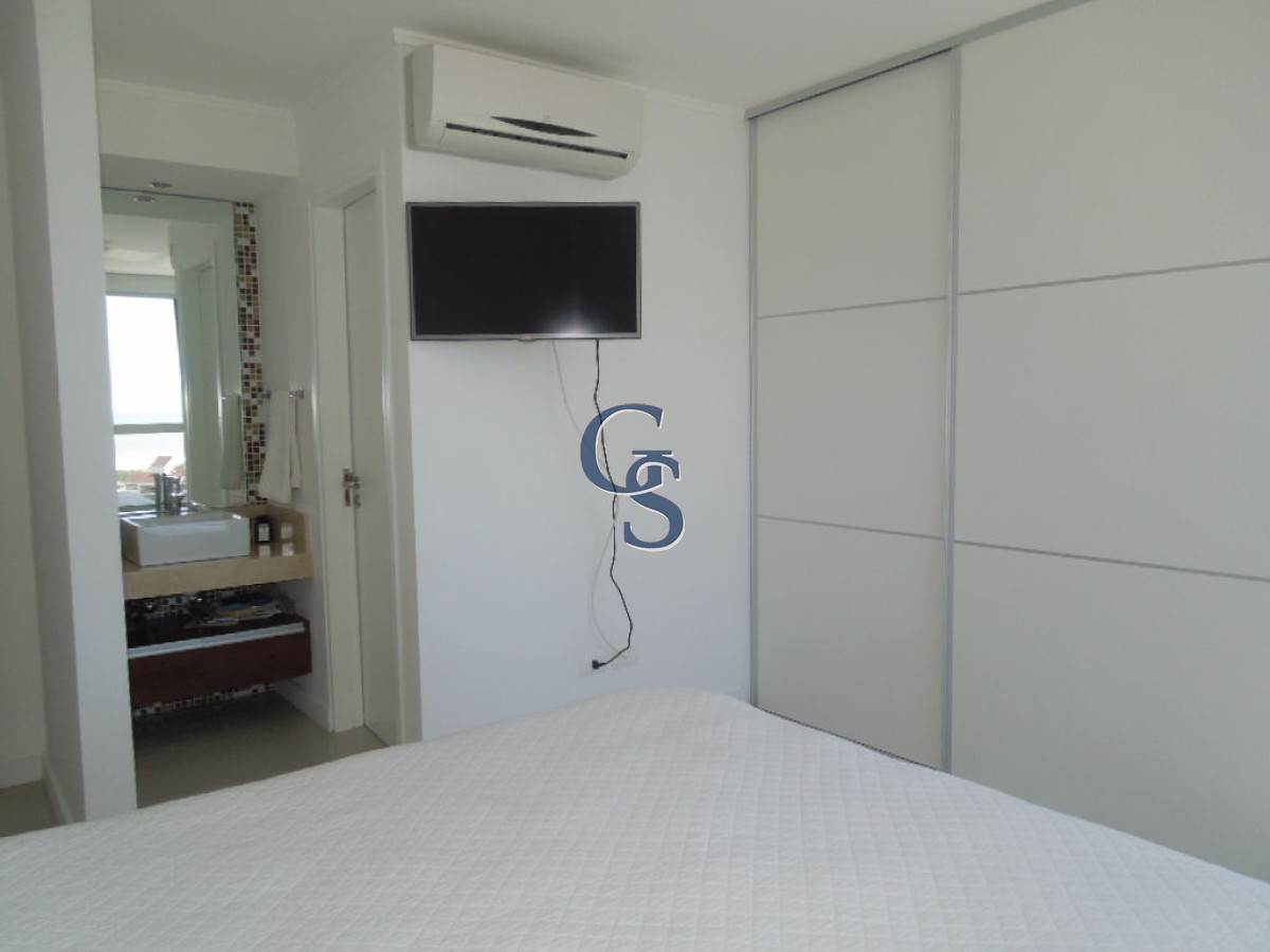 Apartamento ID.298567 - AV CHIVERTA EDIFICIO FOREST TOWER II TODO SOL!!!!!