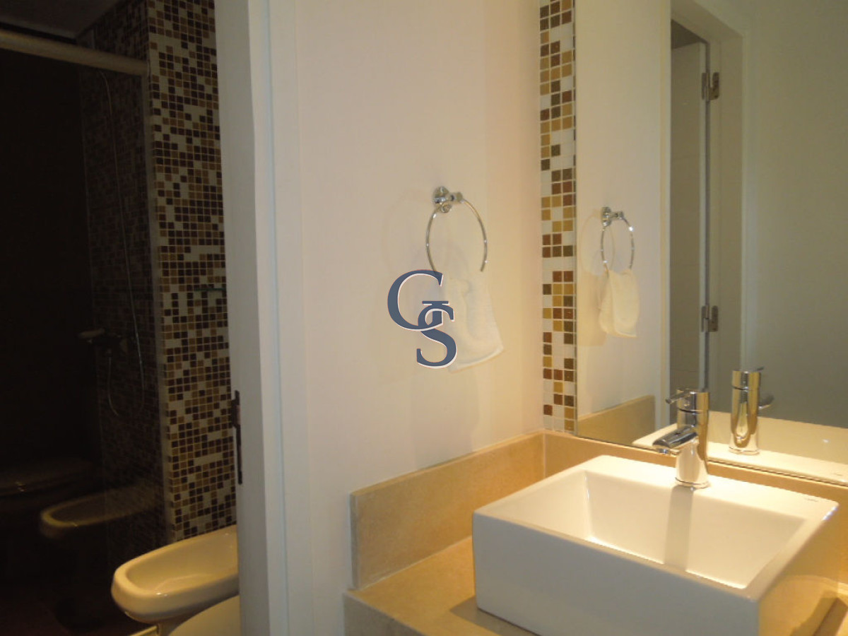 Apartamento ID.298567 - AV CHIVERTA EDIFICIO FOREST TOWER II TODO SOL!!!!!