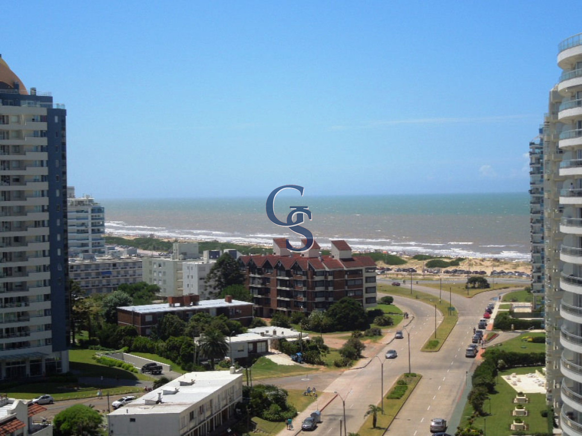 Apartamento ID.298567 - AV CHIVERTA EDIFICIO FOREST TOWER II TODO SOL!!!!!