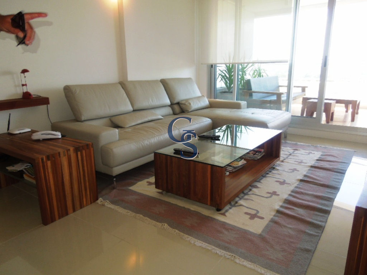 Apartamento ID.298567 - AV CHIVERTA EDIFICIO FOREST TOWER II TODO SOL!!!!!