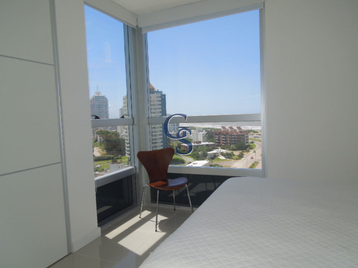 Apartamento ID.298567 - AV CHIVERTA EDIFICIO FOREST TOWER II TODO SOL!!!!!