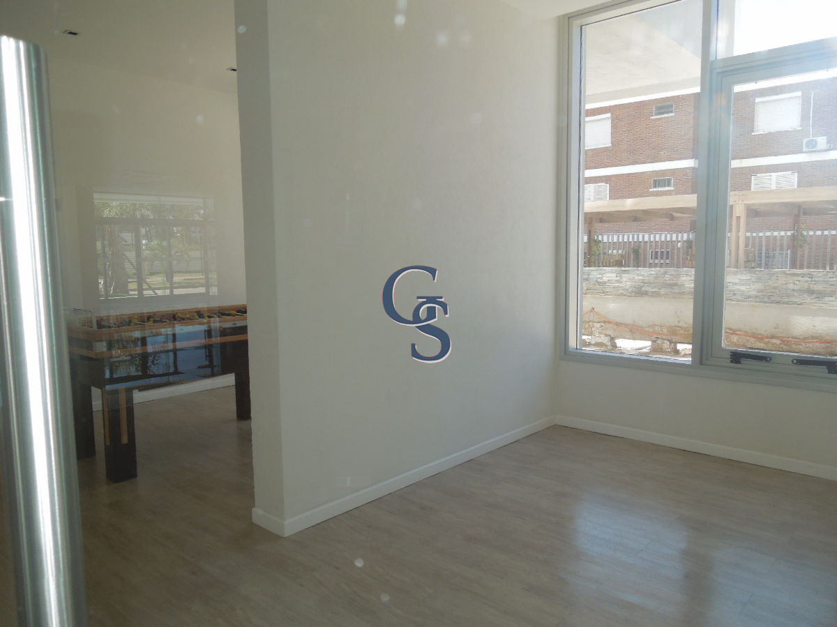 Apartamento ID.298567 - AV CHIVERTA EDIFICIO FOREST TOWER II TODO SOL!!!!!