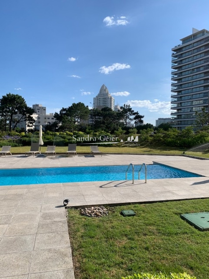 Apartamento ID.702 - AV. ROOSVELT TORRE ONE II