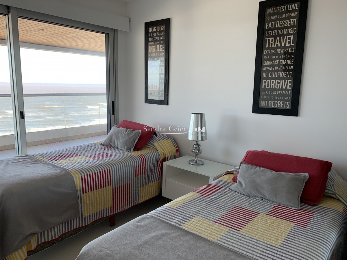 Apartamento ID.681 -  BRAVA - ICON BRAVA TOWERS. PLANTA ESPECIAL EN PISO ALTO