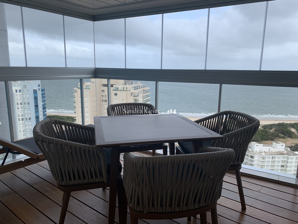 Apartamento ID.916 - MIAMI BOULEVARD PISO ALTO DIVINO VENTA 