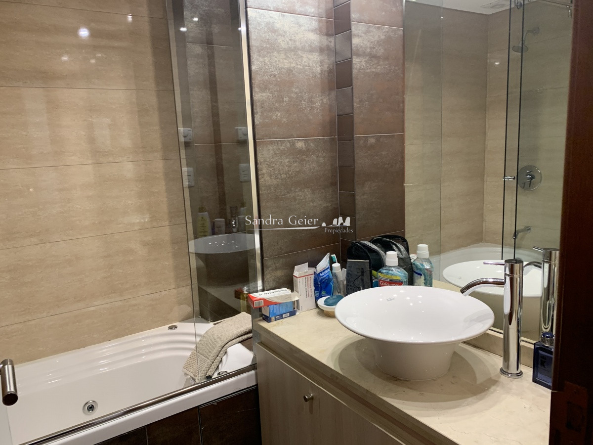 Apartamento ID.916 - MIAMI BOULEVARD PISO ALTO DIVINO VENTA 