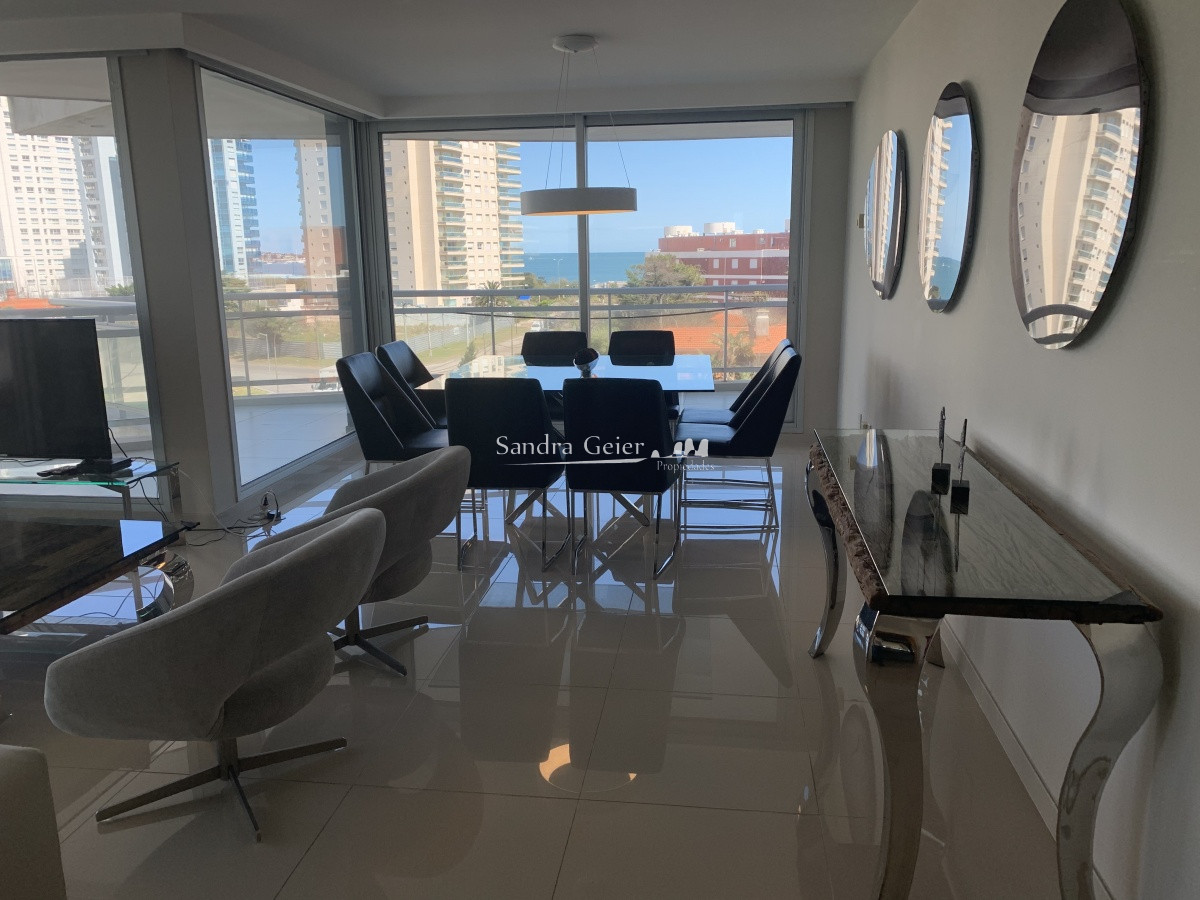 Apartamento ID.709 - VENTA MANSA SUNRISE TOWER PARADA 5 PLAYA MANSA
