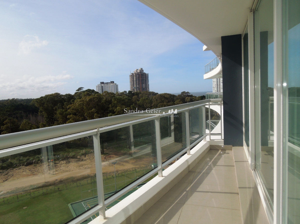 Apartamento ID.702 - AV. ROOSVELT TORRE ONE II