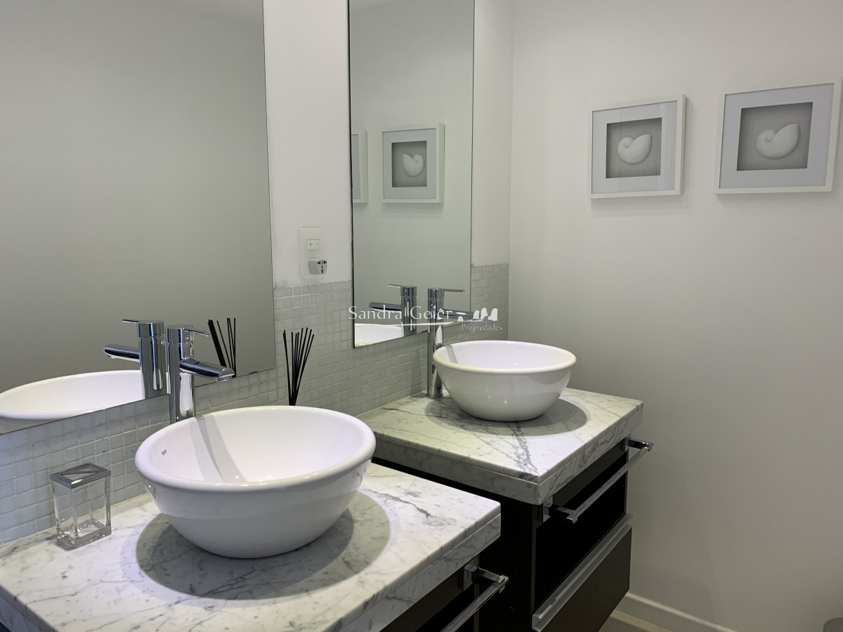Apartamento ID.681 -  BRAVA - ICON BRAVA TOWERS. PLANTA ESPECIAL EN PISO ALTO