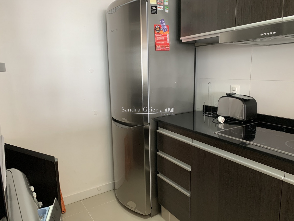 Apartamento ID.1288 - AV. CHIVERTA. MUY LINDA PLANTA  