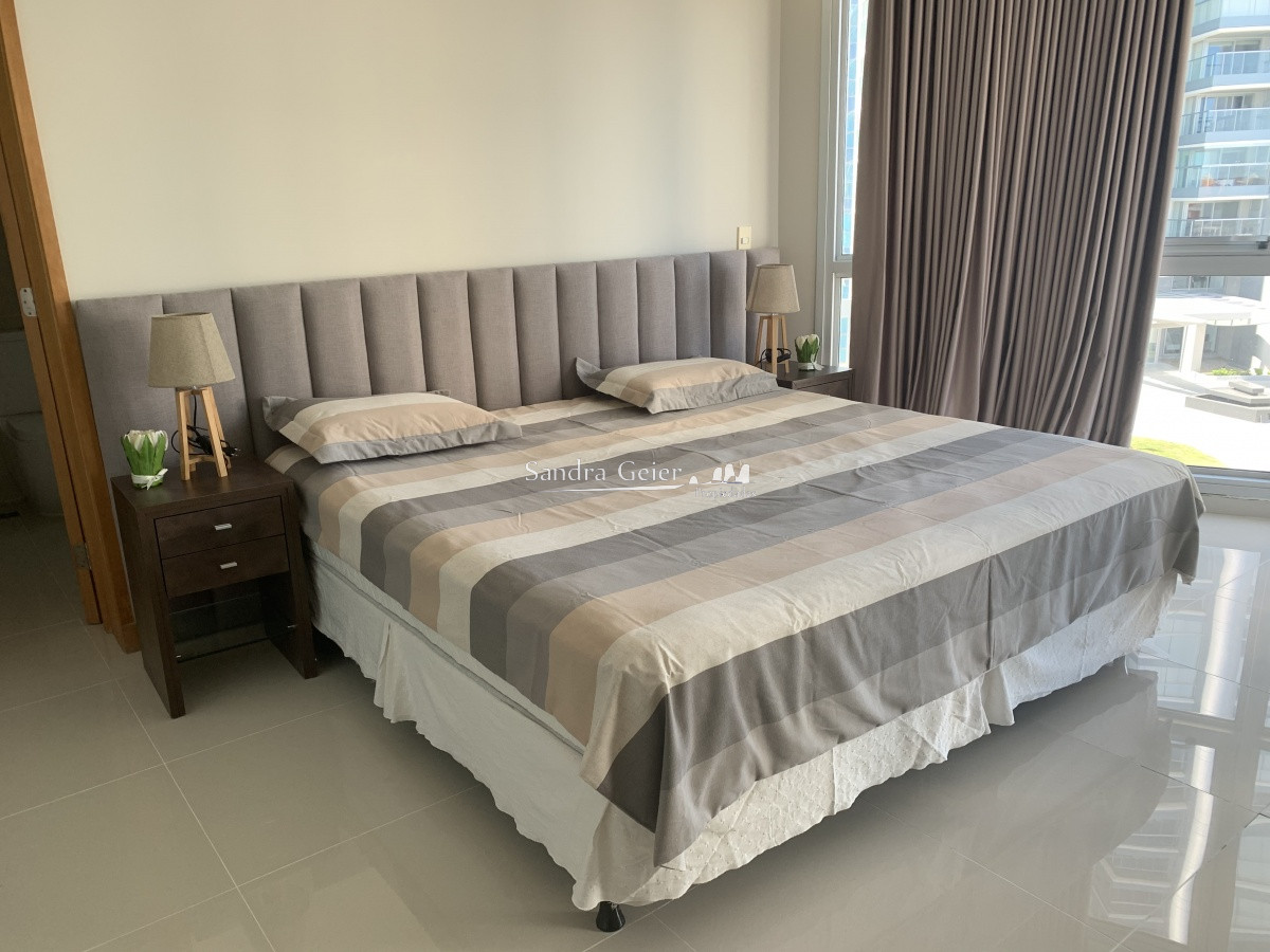Apartamento ID.709 - VENTA MANSA SUNRISE TOWER PARADA 5 PLAYA MANSA