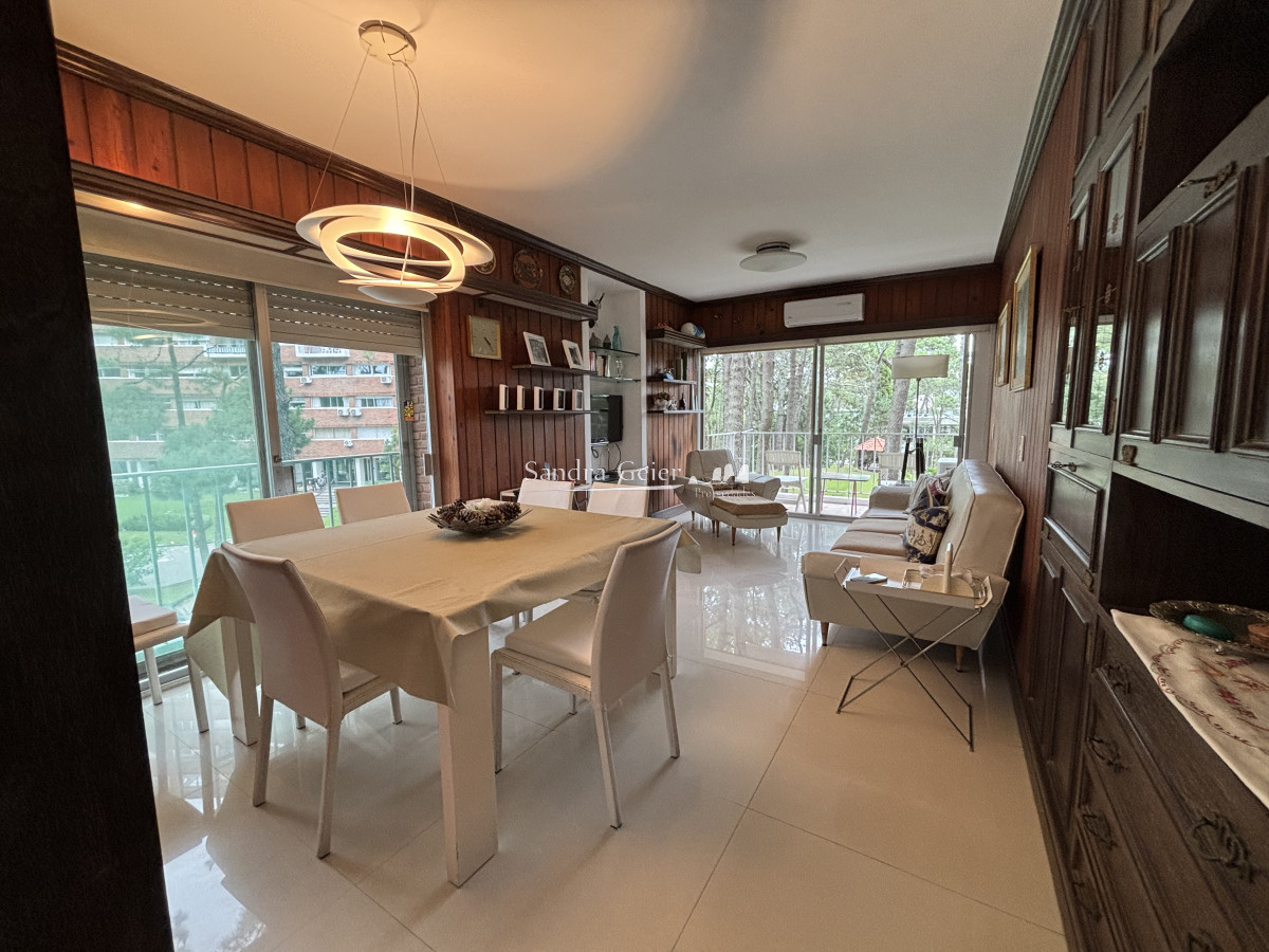 Apartamento ID.2842 -  VENTA ARCOBALENO EDIFICIO PANORAMICO RECICLADO Y RETASADO