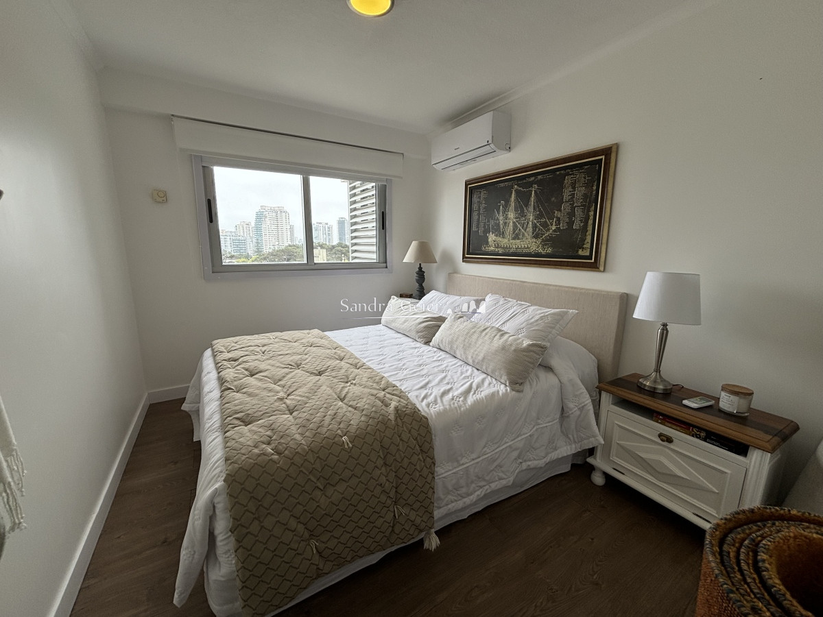 Apartamento ID.197 - AV. CHIVERTA. MUY LINDA PLANTA BRAVA VENTA ORIENTACION SOLAR