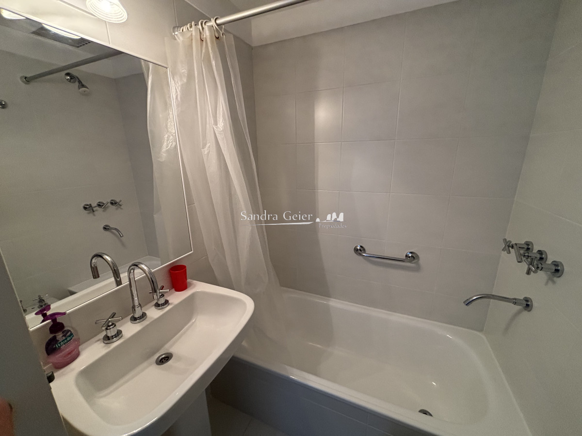 Apartamento ID.3140 - VENTA EN EXCLUSIVIDAD MALECON MANSA FRENTE AL MAR